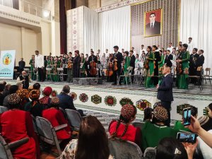 Творческие коллективы Лебапской спецшколы искусств выступили в Туркменской консерватории
