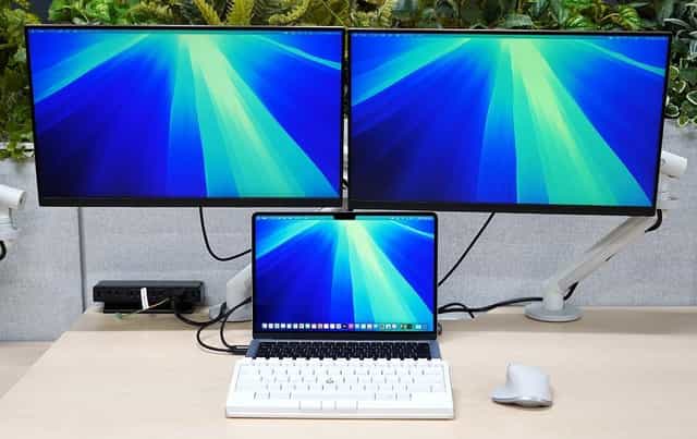 MacBook Air 2025 M4 13-inch