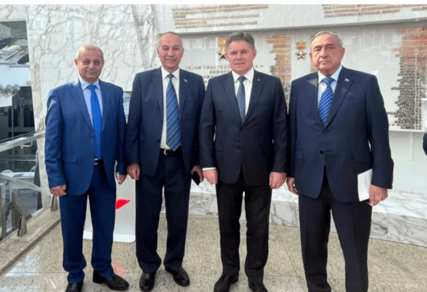 Постпред Туркменистана при СНГ принял участие в открытии фотовыставки в Минске