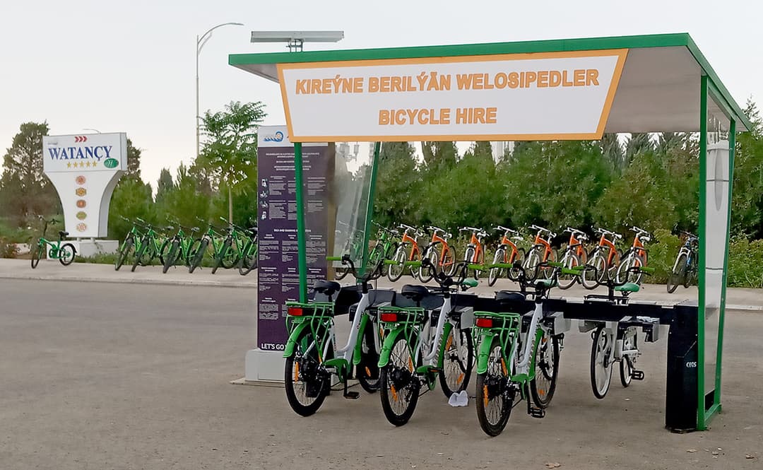 Awazada täze ýola goýlan "Ekowelosiped bekedi" barada