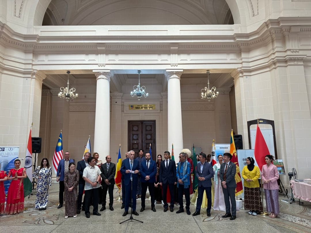 Türkmenistan Ploýeştide geçirilen Aziýa medeniýetiniň festiwalyna gatnaşdy