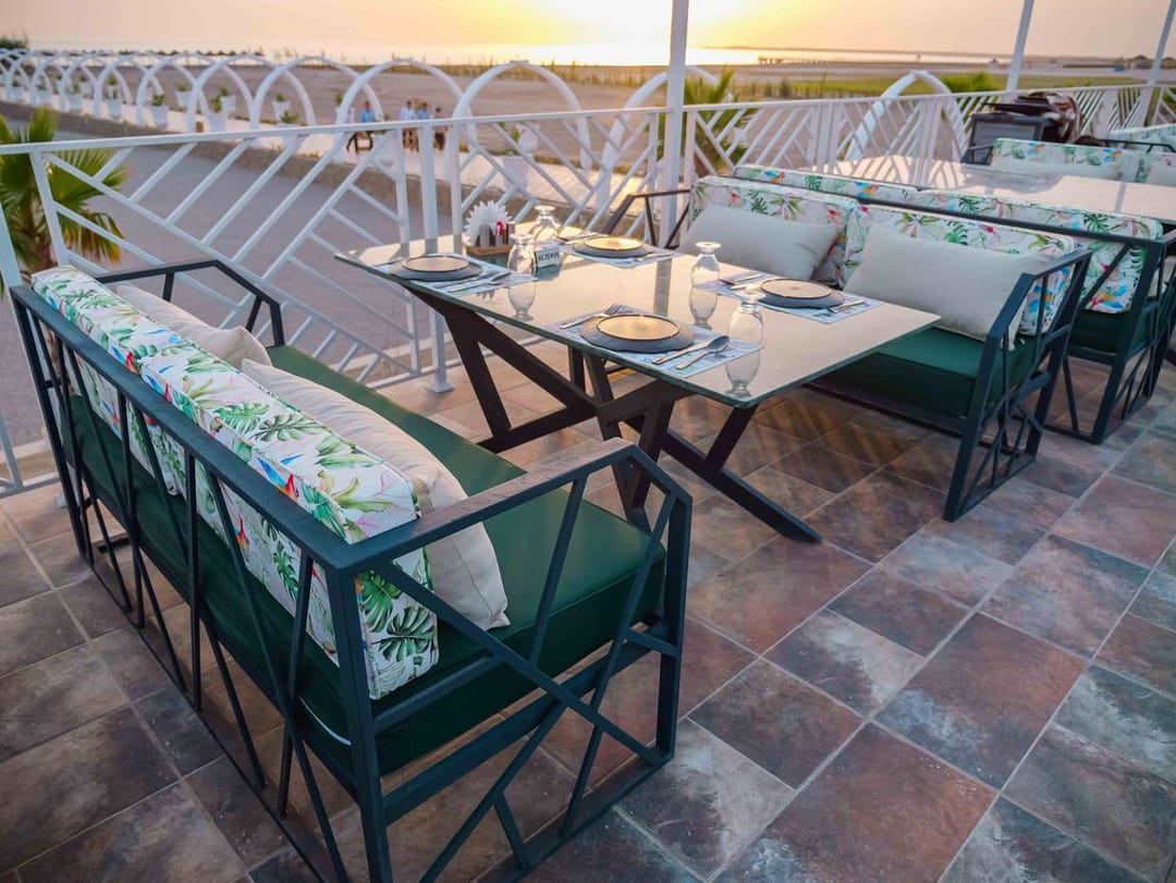 Soltan Kenar in Avaza invites you to spend an unforgettable summer with taste