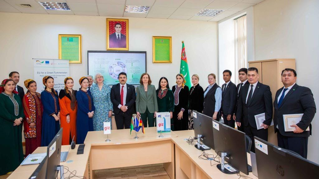 Türkmenistanyň Tebigy gaz ylmy-barlag instituty häzirki zaman maglumat-seljeriş merkezini döredýär