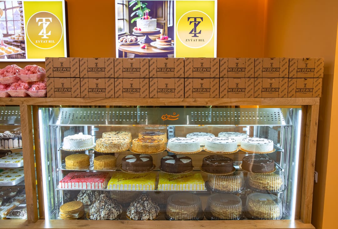 Каждый день свежая выпечка в сети кондитерских Zyýat Hil