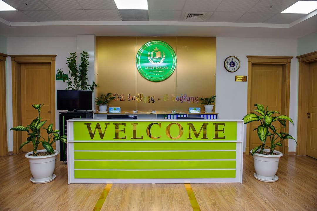 The new training center «Mert Yashlar» invites to English courses