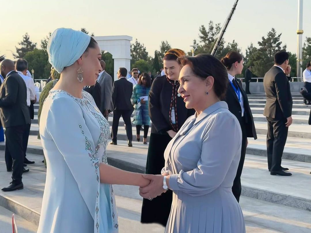 Огулджахан Атабаева встретилась со спикером парламента Узбекистана 