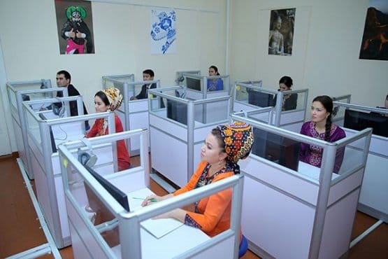 Berdimuhamedov demanded to organize new courses on the digital system in all schools of Turkmenistan