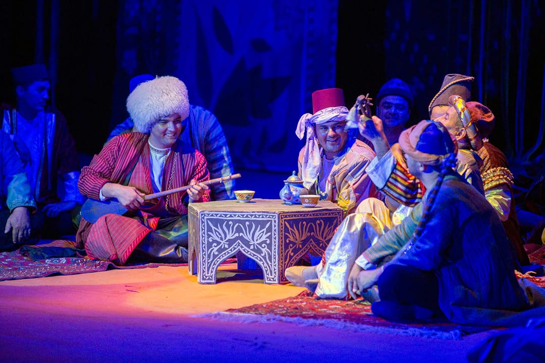 Главный драматический театр Туркменистана открыл новый сезон спектаклем «Мелодии дутара»