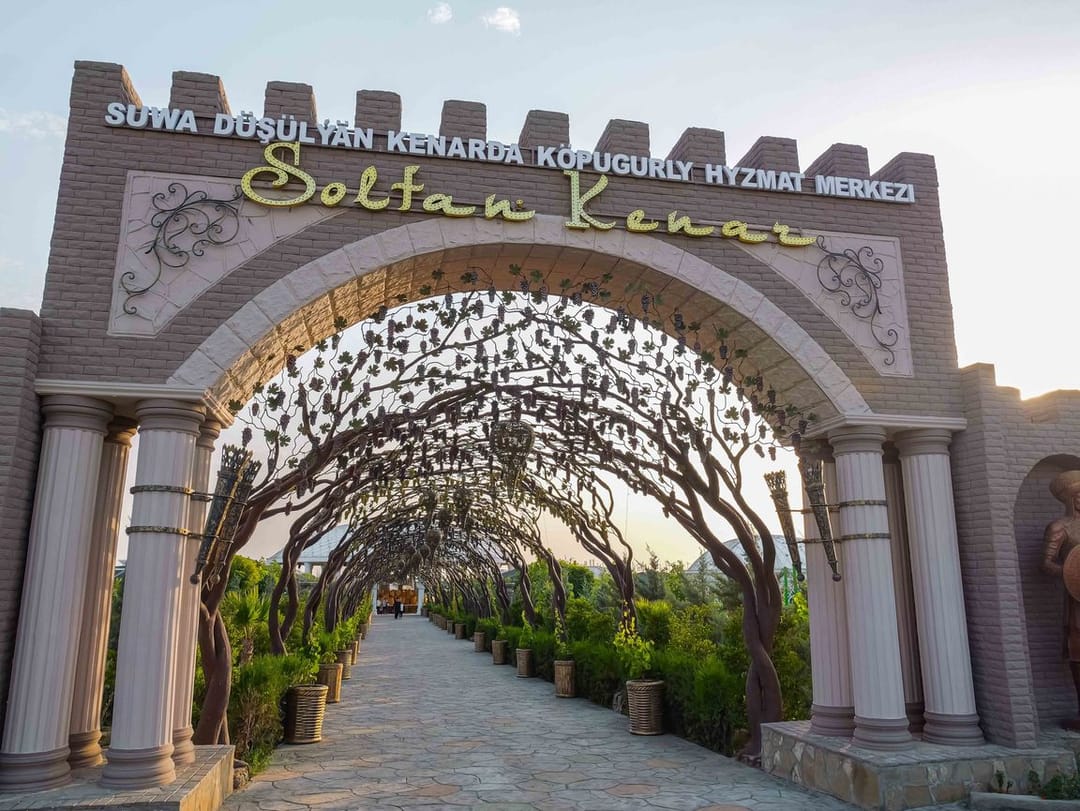 Restaurant Soltan Kenar: gastronomic oasis overlooking the Caspian Sea