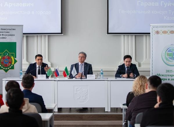 Türkmenistan'ın Kazan Başkonsolosu, Elabuga Enstitüsünü ziyaret etti