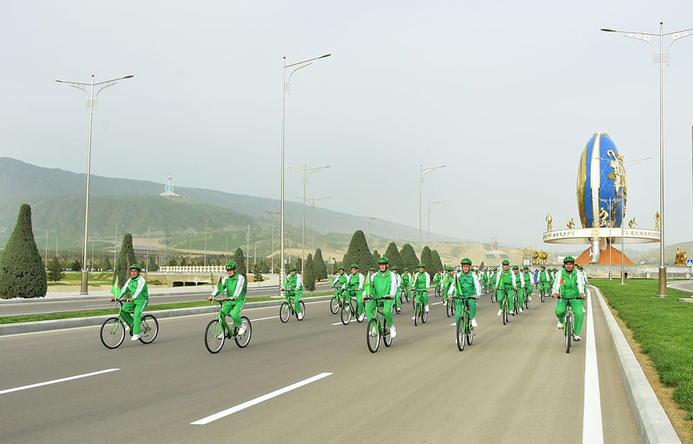 7 Nisan'da Aşkabat'ın bazı caddeleri geçici olarak trafiğe kapatılacak