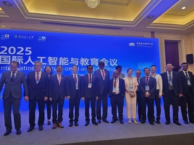 Türkmenistan, Vuhan'daki konferansta eğitimin dijitalleştirilmesine ilişkin deneyimini paylaştı