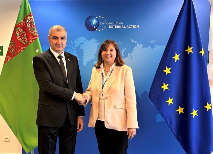 Türkmenistan ve AB, Afganistan'daki durumu görüştü
