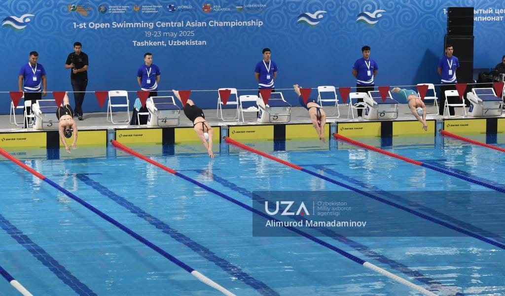 Пловцы из Туркменистана участвуют в чемпионате Центральной Азии в Узбекистане