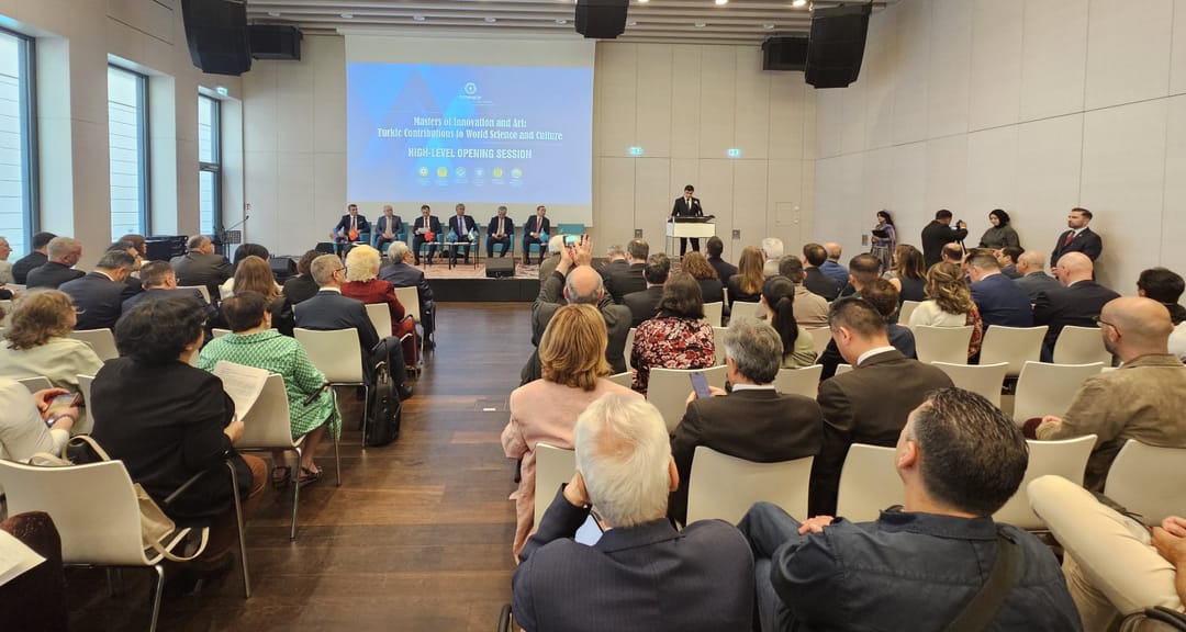 Berlinde «Innowasiýanyň we sungatyň ussatlary: türki halkarynyň dünýa ylmyna we medeniýetine goşandy» atly medeni çäre geçirildi