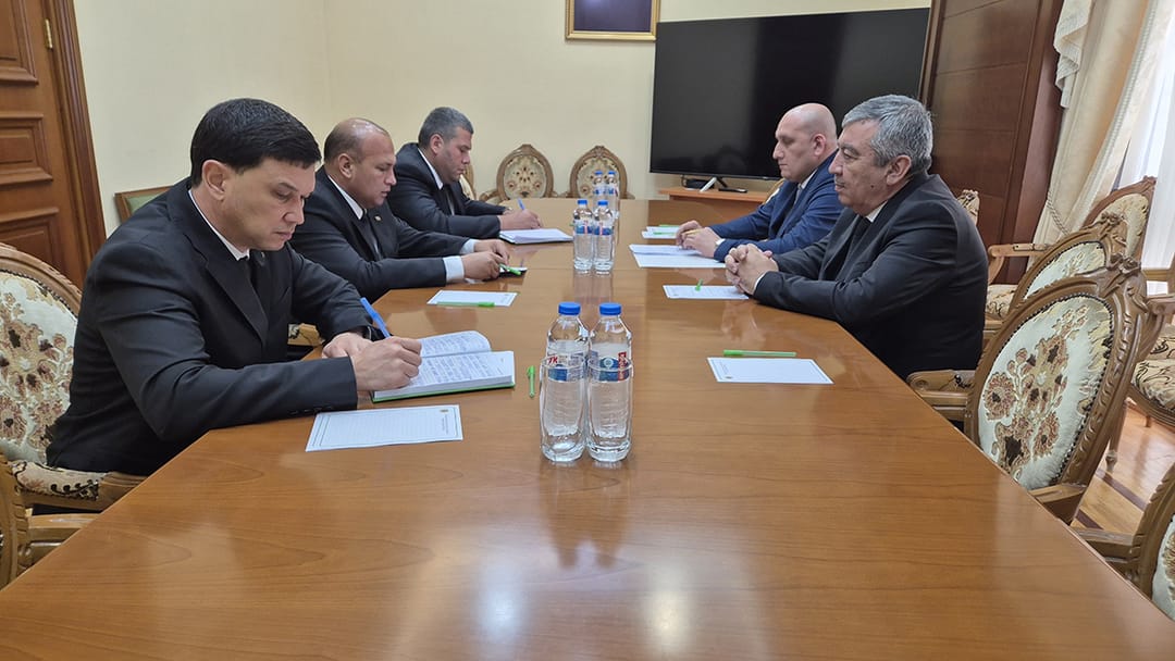 Türkmenistan Çevre Koruma Bakanlığı ve CAREC işbirliğini görüştü