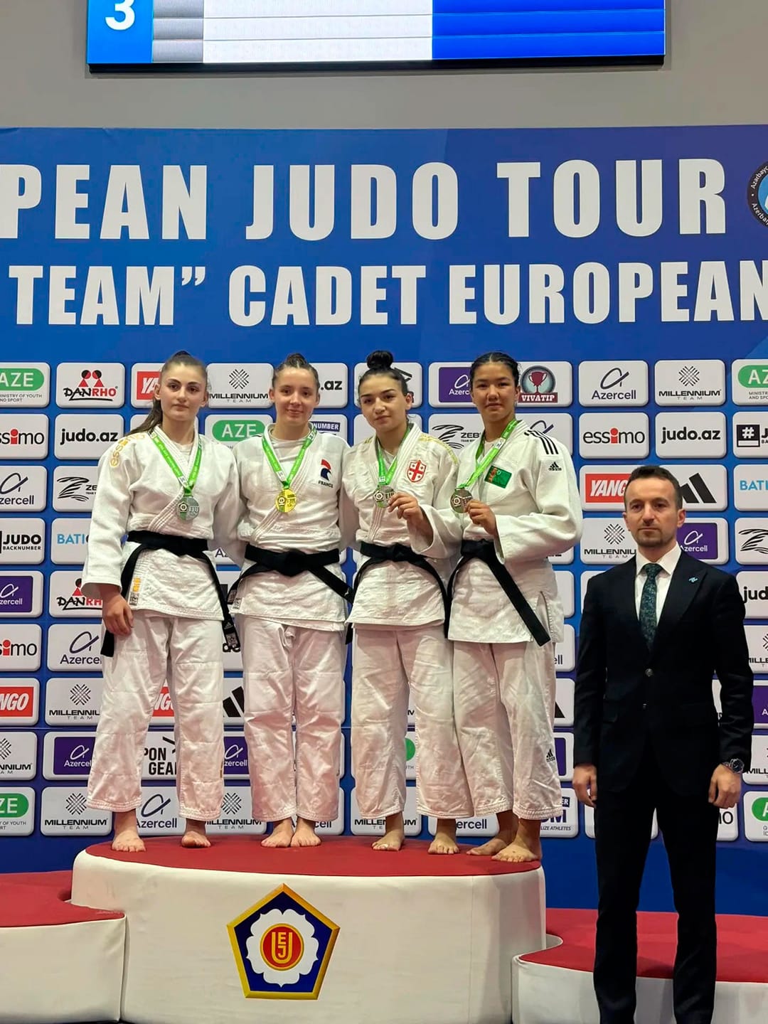 Azerbaýjanda geçirilen Ýewropanyň Kubogy ýaryşynda türkmen dzýudoçy gyzy bürünç medal gazandy