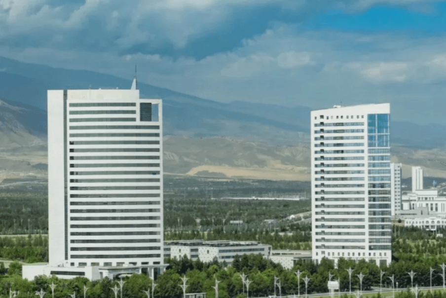 Turkmenistan's oil and gas complex plans to introduce advanced digital systems