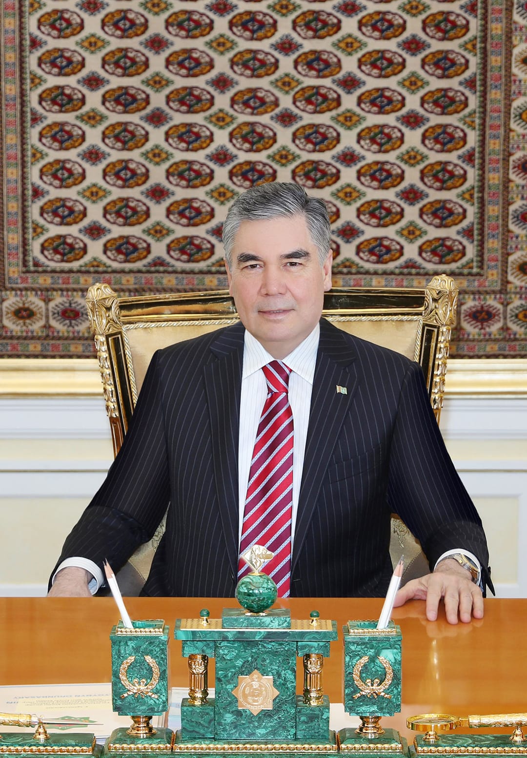 Бердымухамедов провёл совещание по недопущению проникновения коронавируса в Туркменистан