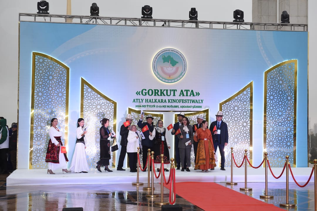 Türkmenistan'da, uluslararası film festivali "Gorkut Ata" başladı