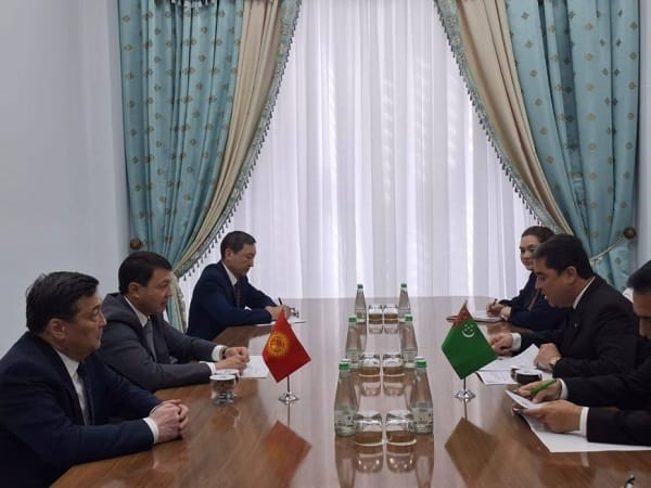 Türkmenistan ve Kırgızistan, kültürel alanda iş birliğini geliştirme fırsatlarını araştırıyor