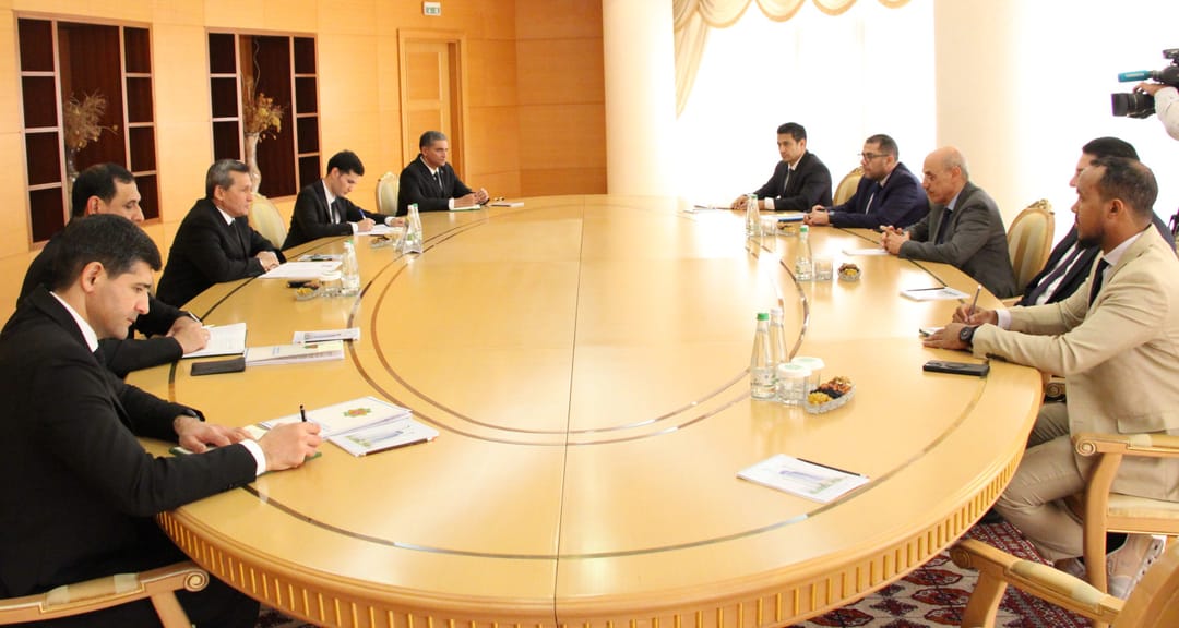 Туркменистан укрепляет связи с ИБР: 30 лет успешного сотрудничества