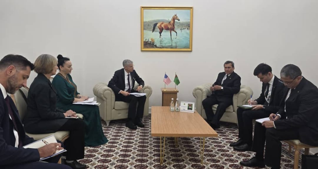 Turkmenistan Foreign Minister met with US state department representative