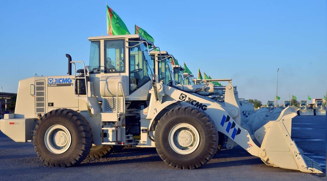 Министерство промышленности и строительного производства Туркменистана укрепляет материально-техническую базу своих предприятий