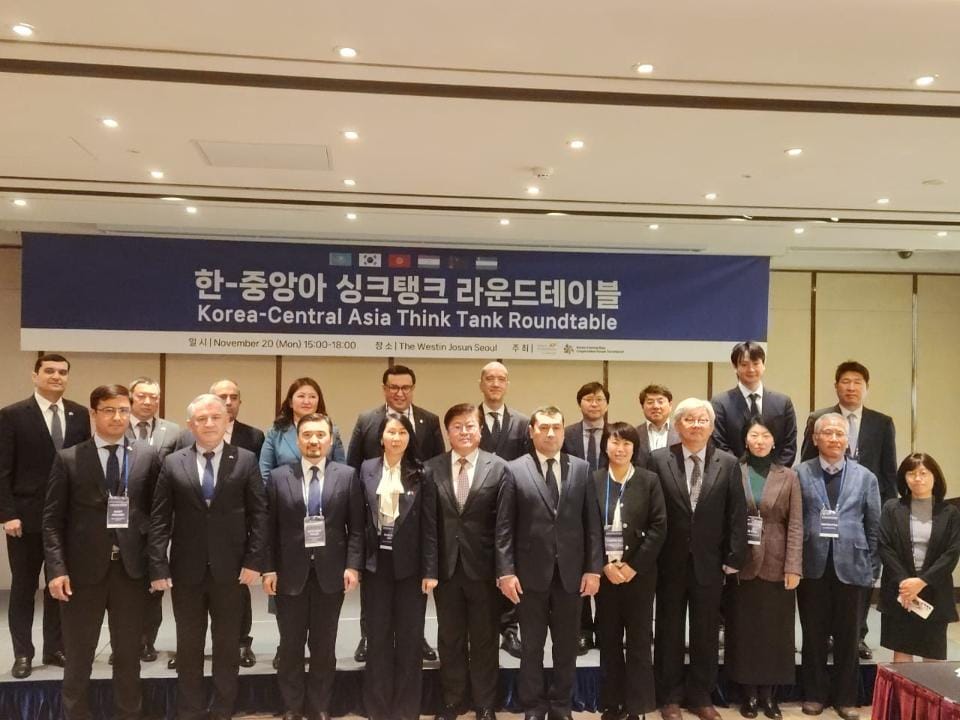 Türkmen ilçisi analitiki merkezleriň forumyny döretmäge bagyşlanan «tegelek stol» duşuşygyna gatnaşdy