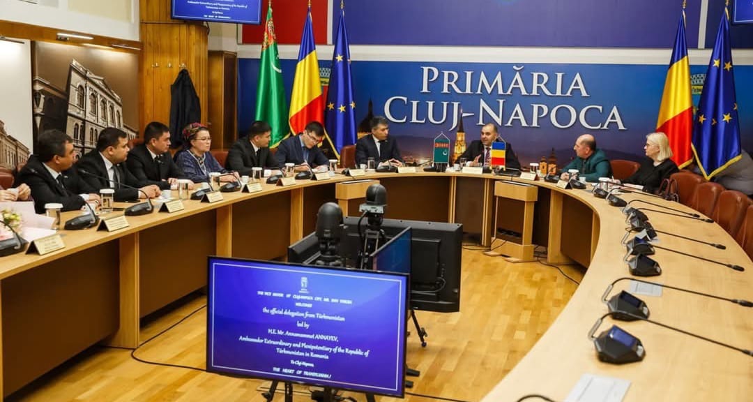 Türkmenistan'dan bilim insanları ve öğretmenler, Romanya'yı ziyaret etti