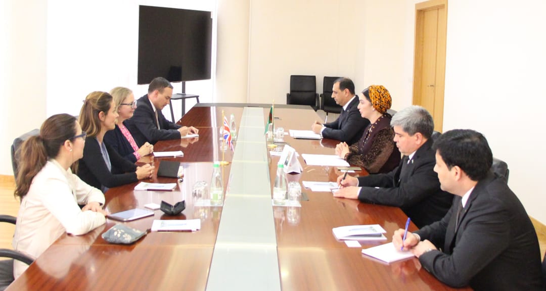 Türkmenistan ve İngiltere İhracat Finansmanı, iş birliğini geliştirme ihtimallerini değerlendiriyor