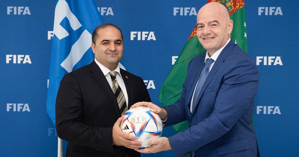 Инфантино переизбран на пост главы ФИФА