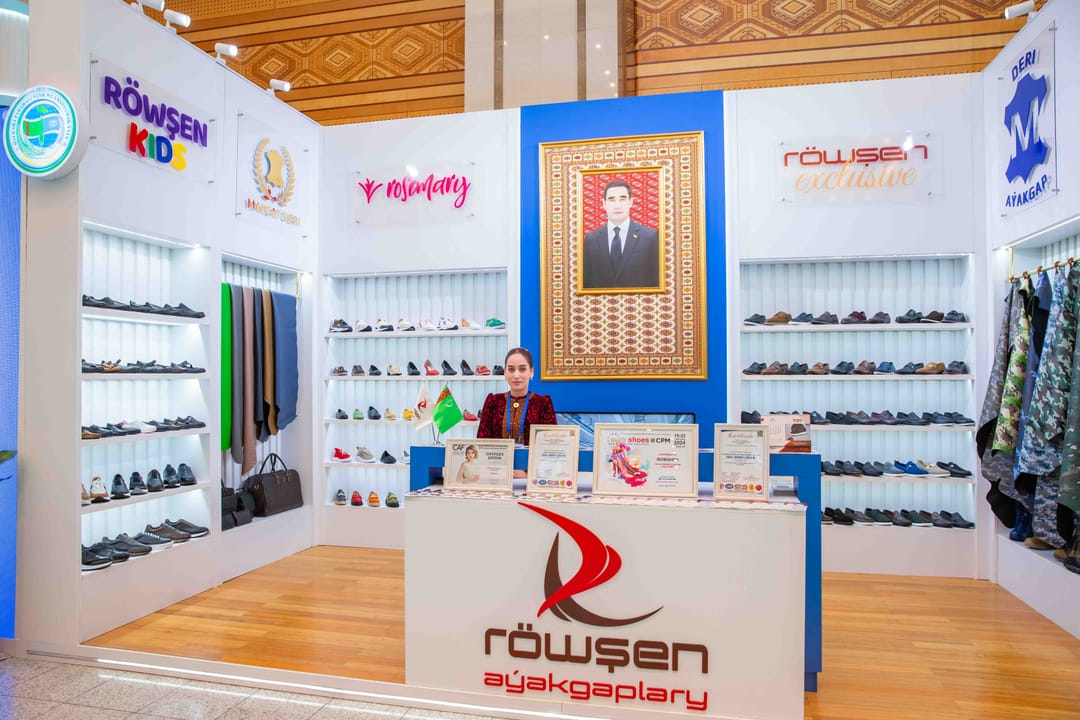 «Röwşen aýakgaplary» kompaniýasynyň önümleri «Ak şäherim Aşgabat» sergisinde