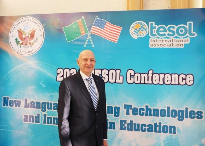 США и Туркменистан в 2024 году сфокусируют сотрудничество на образовании и поэзии Махтумкули