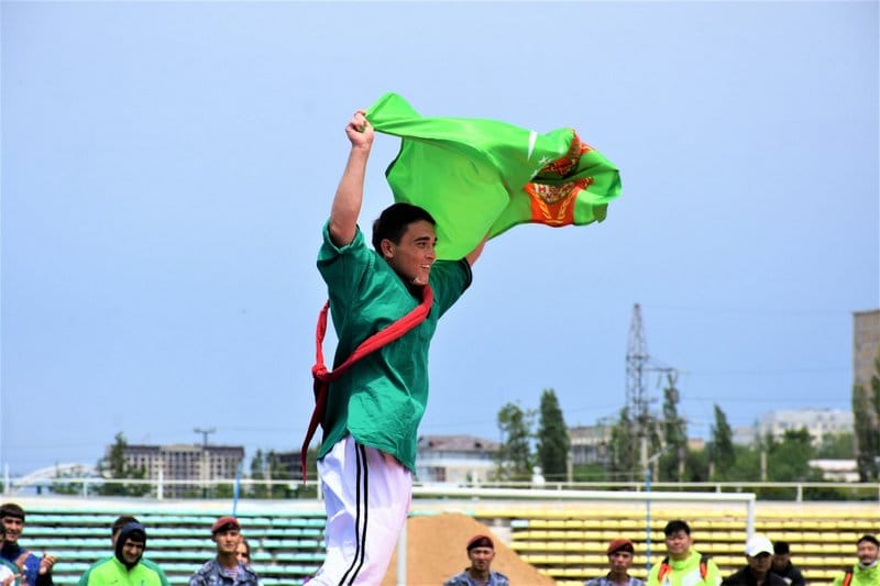 Ýaş türkmenistanlylar alty aýda halkara bilim bäsleşiklerinde 748, sport ýaryşlarynda 466  medal gazandylar