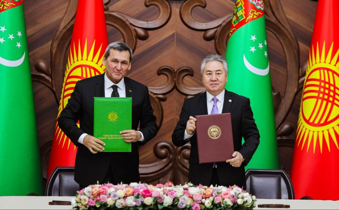 Туркменистан и Кыргызстан подписали программу сотрудничества между МИД на 2025-2026 годы