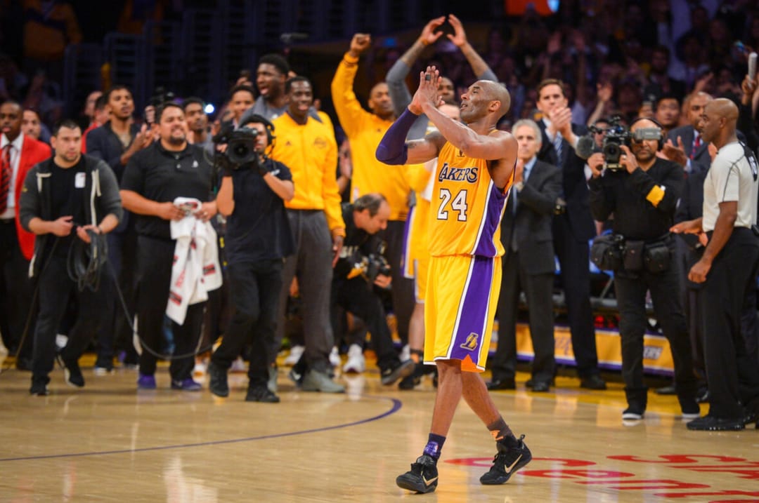 Кроссовки баскетболиста Коби Брайанта проданы на аукционе за $240 тыс.