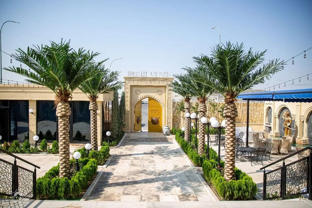 Ресторан Lezzetli Tamdyr открывает летнюю террасу