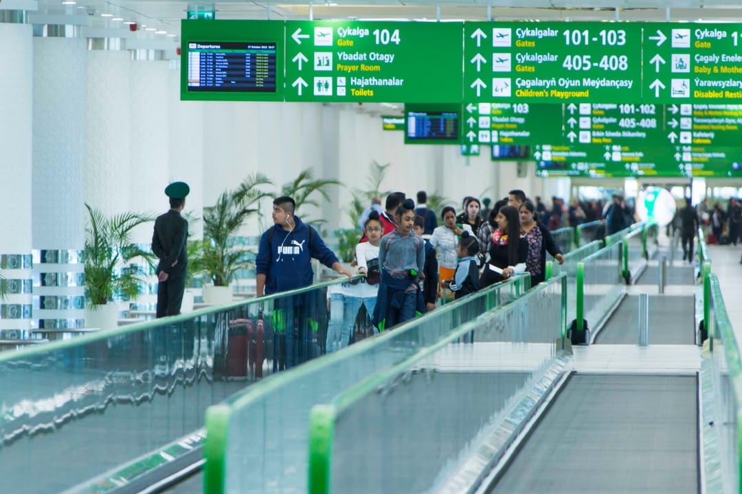 Türkmenistan’da yabancıların ülkeye girişini kolaylaştıracak bir yasa tasarısı üzerinde çalışılıyor