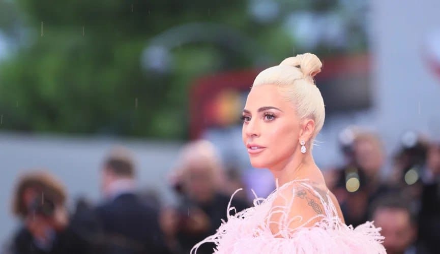 Леди Гага установила рекорд Гиннесса по посещаемости концерта среди женщин-музыкантов