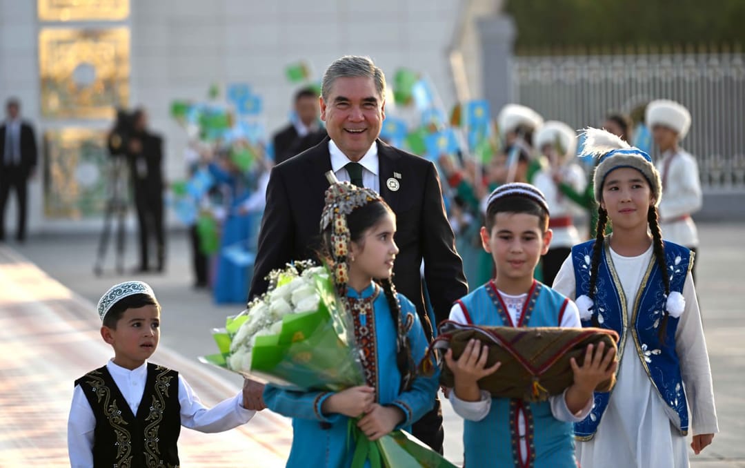 Гурбангулы Бердымухамедов встретился с Президентом Казахстана Токаевым