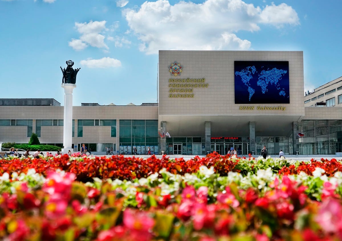 Стало известно, в каком из вузов России Туркменистан стал лидером по числу заявок на обучение