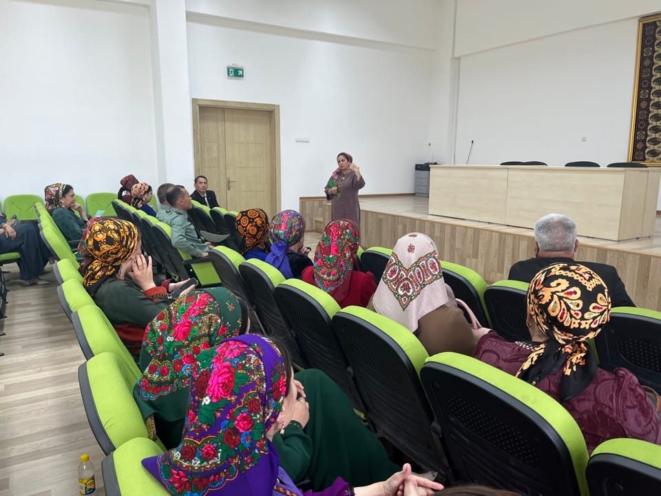 Türkmenistan Kızılayı, UNICEF ile birlikte acil durumlara hazırlık etkinlikleri düzenledi