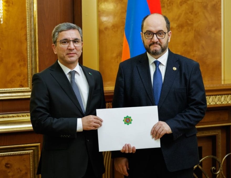 Туркменистан пригласил Пашиняна на Международный форум мира и доверия