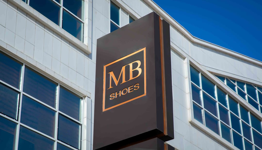 Tebigy deri, el işi we özboluşly dizaýn — MB Shoes kompaniýasynyň tapawutly nyşany