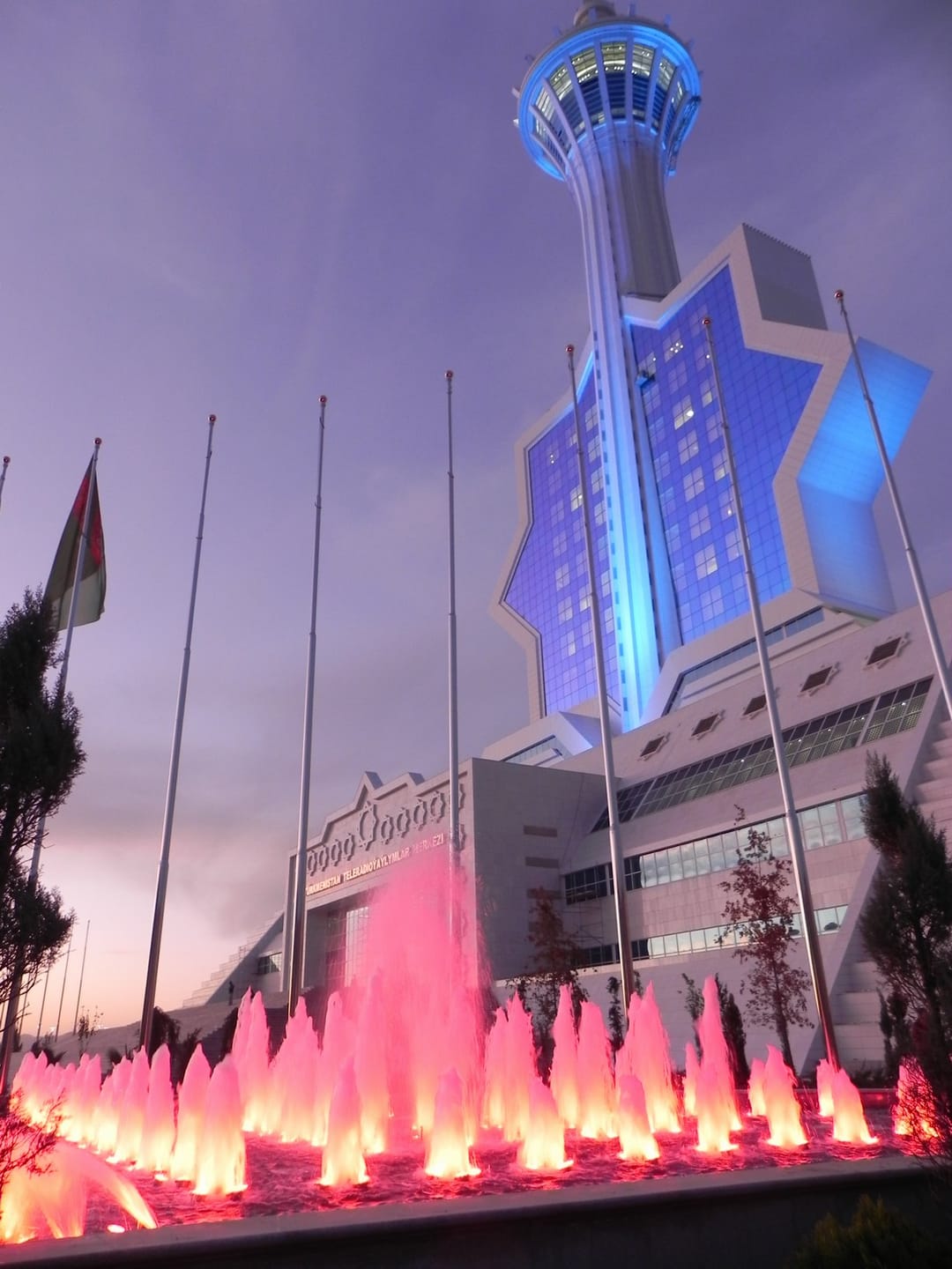 Türkmenistan'da televizyon yayınları 4-5 Mayıs gecesi geçici olarak durdurulacak