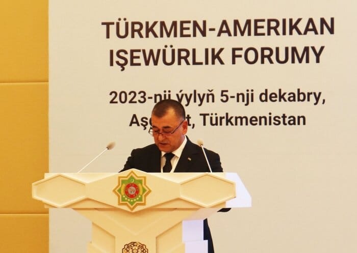 N.Atagulýew 2025-nji ýylyň birinji çärýeginde Türkmenistanyň ykdysady görkezijileri barada çykyş etdi