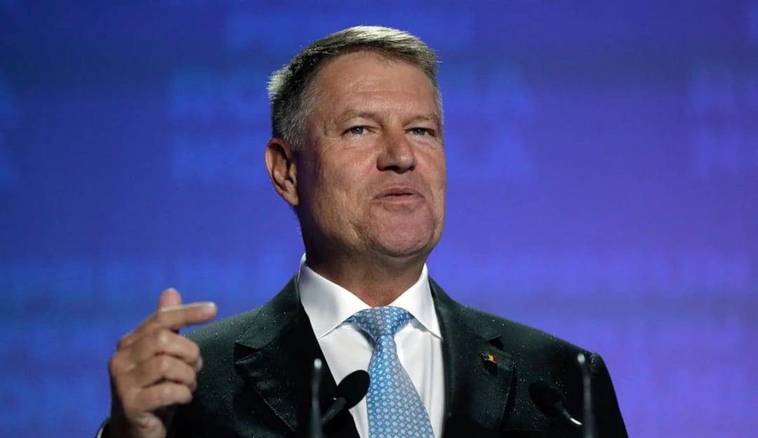 Rumyniýanyň Prezidenti iş başyndan gidýändigini yglan etdi