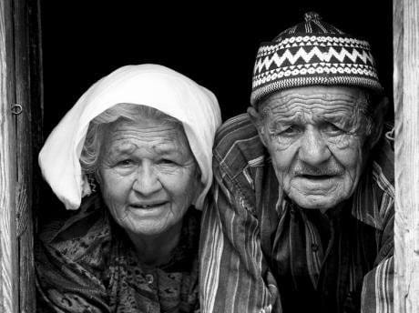 100 yaşını geçen ve sağlıklı olan insanlarda görülen sekiz ortak özellik