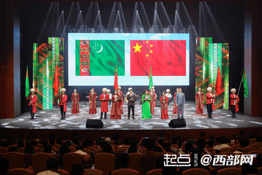 В рамках Года культуры Туркменистана в китайском Сиане прошел концерт